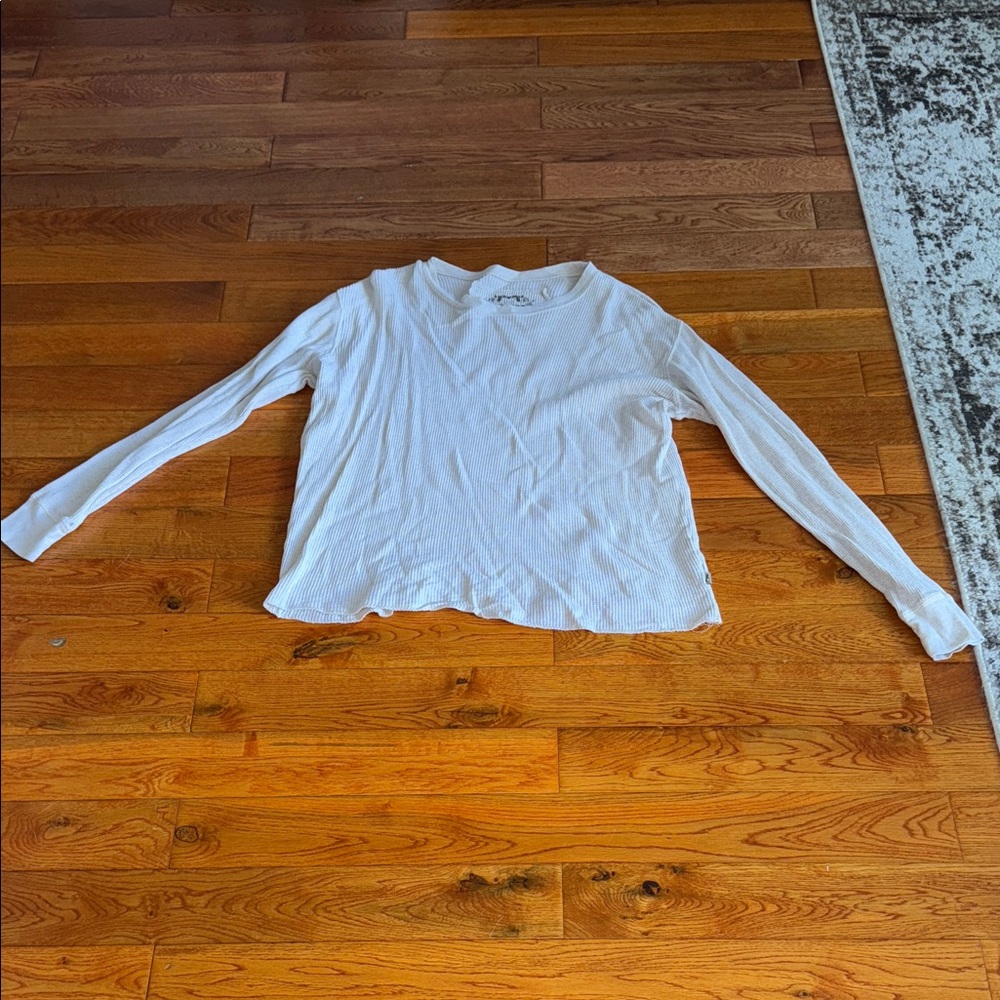 White Long Sleeve Tee with Crew Neck